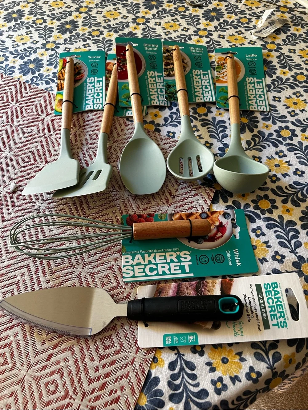 Baker’s Secret 7 Pc Silicone Kitchen Utensil Set Wood Handles